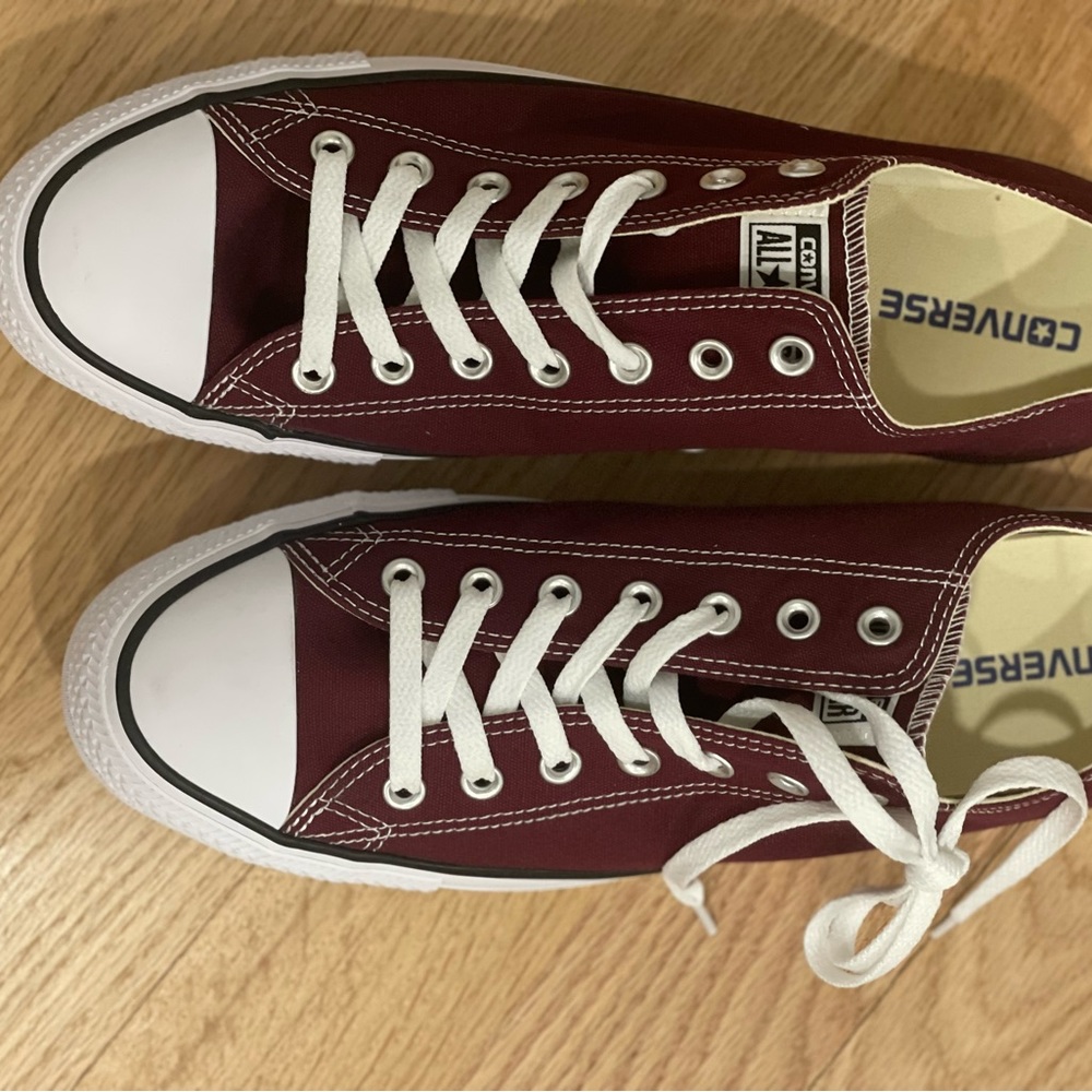 Mens Maroon Converse